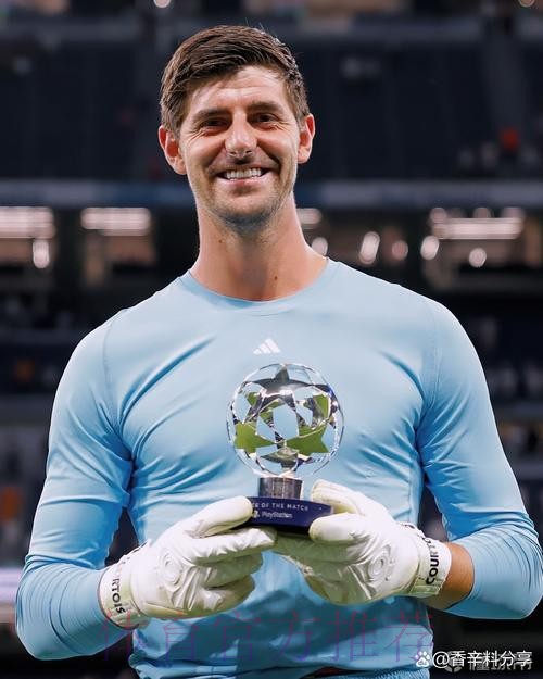 库尔图瓦:大家对安帅很满意 他是否留下非我能决定